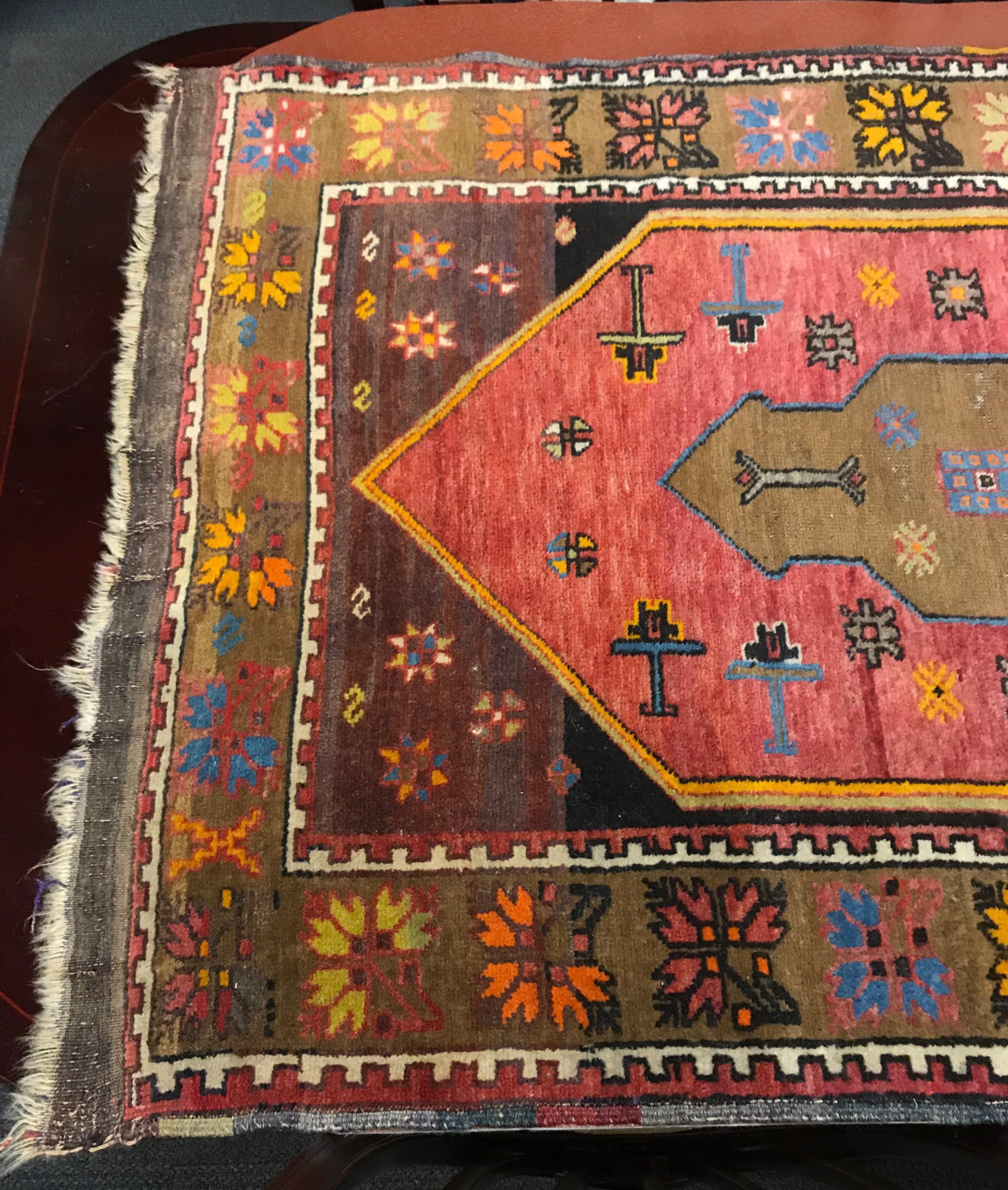 A handwoven Turkish wool rug, size 98 x 300cm. - Image 3 of 3