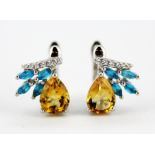 A pair of 925 silver earrings set with pear cut citrine and marquise cut apatites, L. 1.6cm.
