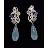 A pair of 925 silver drop earrings set with moonstone and blue stones, L. 3.9cm.