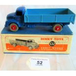 Dinky Toys, a Comet Wagon with hinged tailboard, no 532 (boxed).