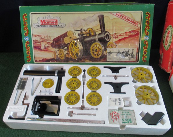 A Mamod live steam model traction engine kit, in original box.