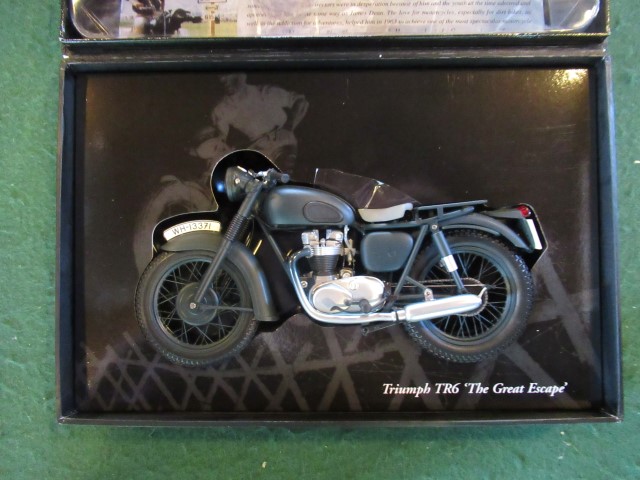 A collection of five vintage motorcycles from the Minichamps collection, - Image 2 of 6