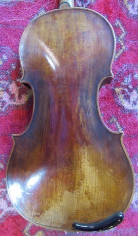 A cased violin, together with a Hill & Son bow. - Image 30 of 48