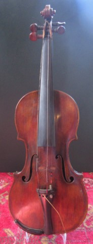 A cased violin, together with a Hill & Son bow. - Image 8 of 48