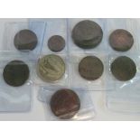 A quantity of miscellaneous and various coins.