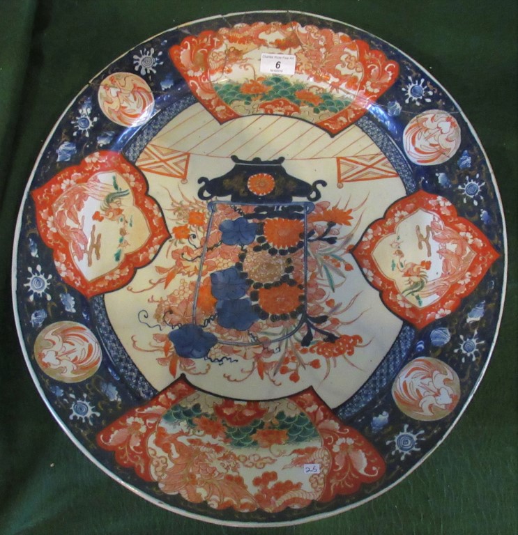 A large 19th century Imari oval meat plate,