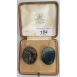 Two Victorian agate brooches.