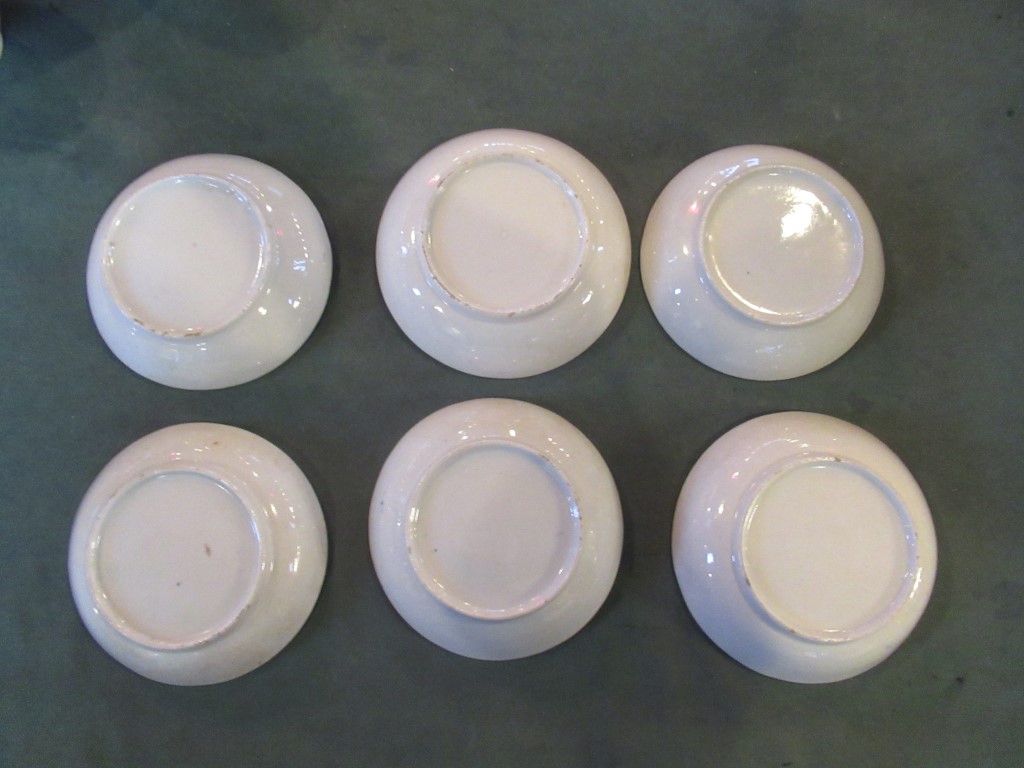 A set of six Miles Mason blue and white cups & saucers with Oriental decoration. - Image 3 of 4