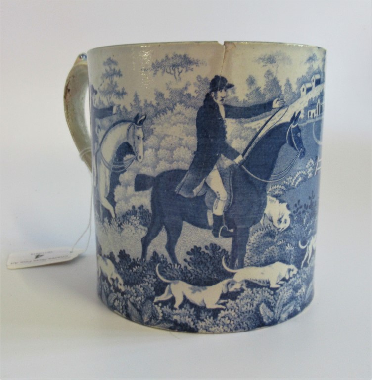 A 19th century blue and white tankard, depicting hunting scenes within a rural background. - Image 3 of 5