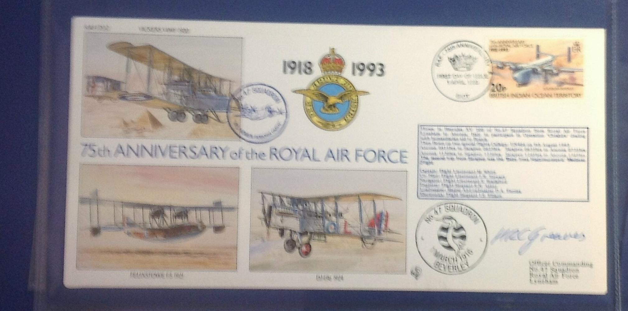 75th Ann RAF pilot signed collection. Complete set of the 30 covers in Blue Logoed RAF Album. Covers - Image 2 of 8