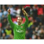 Peter Cech Signed Arsenal 8x12 Photo. Good Condition. All signed pieces come with a Certificate of