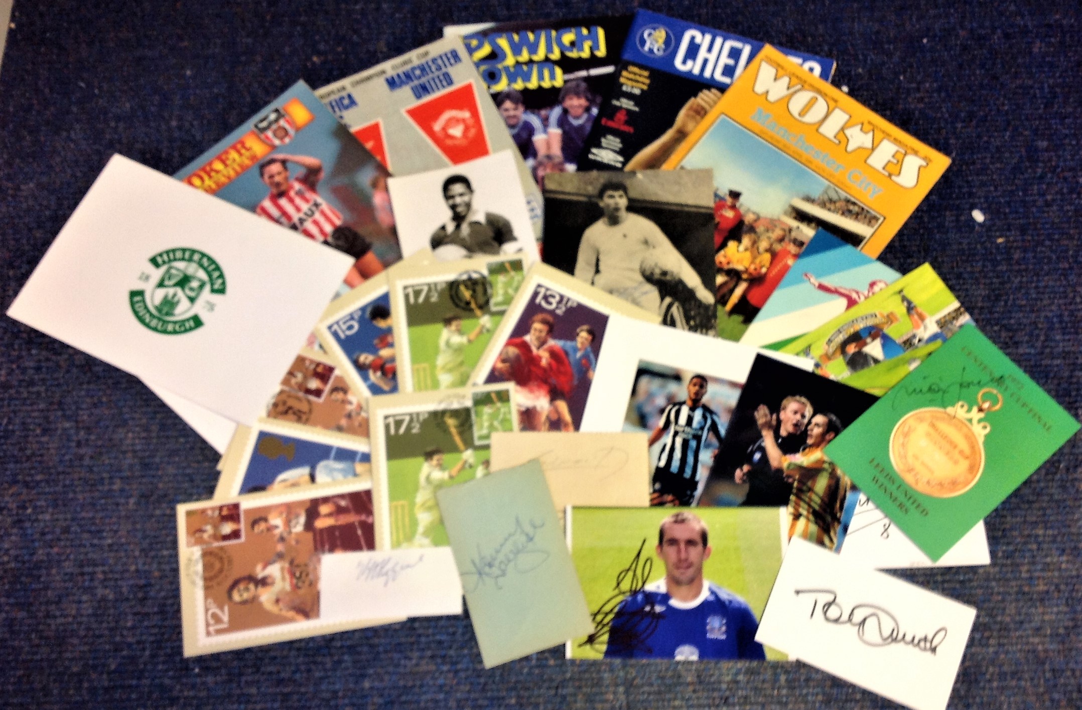 Football collection approx 30 signature pieces including signed programmes, PHQ cards and