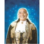 Brendan Sheerin Presenter Of Coach Trip Signed 8 x 10 inch Photo. Good Condition. All signed