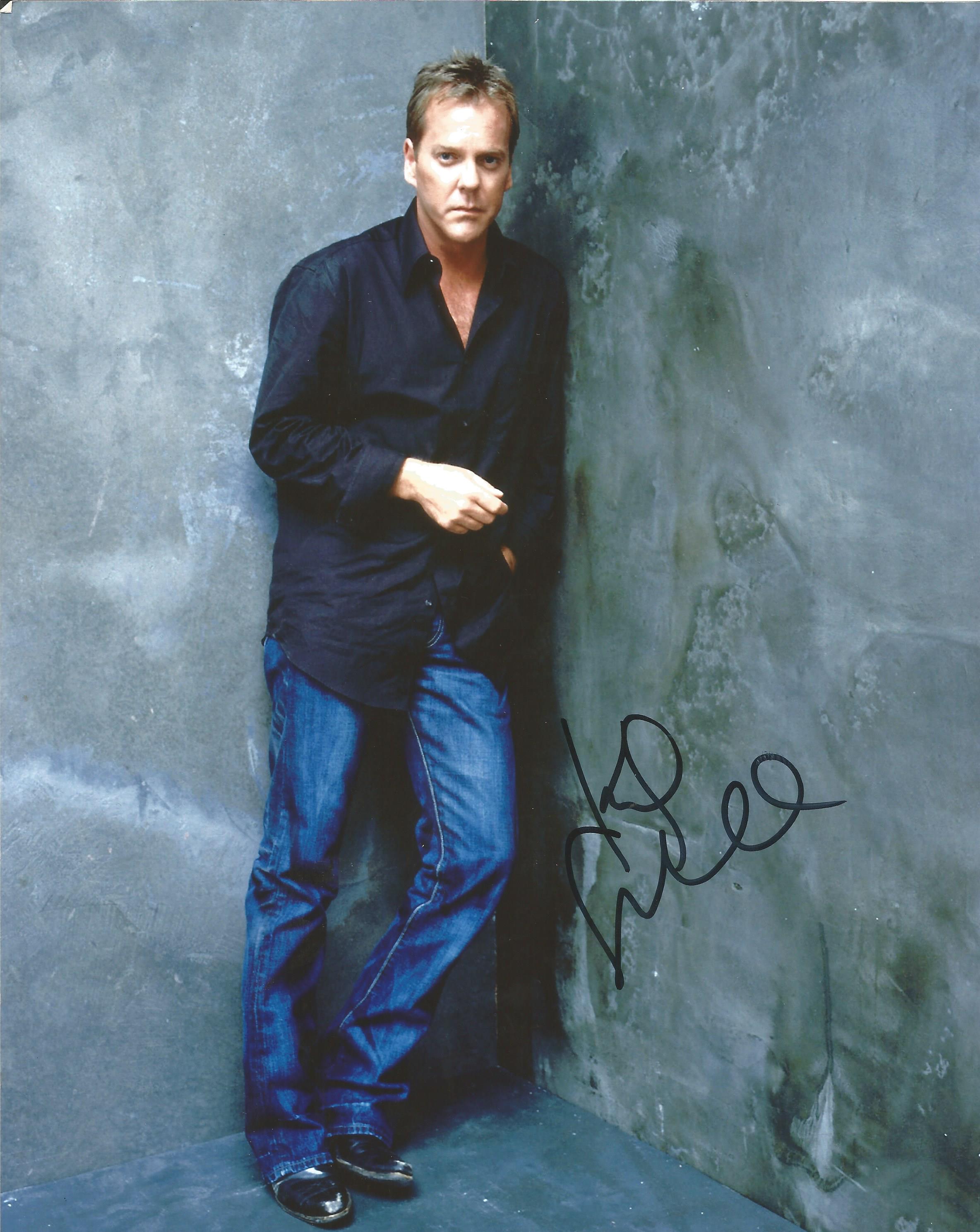 Kiefer Sutherland signed 10 x 8 colour Photoshoot Portrait Photo, from in person collection