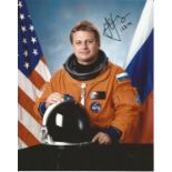 Cosmonaut Onufrienko Space genuine signed 10x8 colour photo. Good Condition. All signed pieces