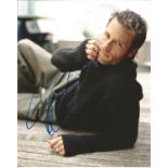 Guy Pearce signed 10x8 colour photo. Australian actor. He is known for having starred in the role of