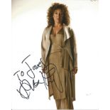 Alex Kingston Actress Signed Doctor Who 8x10 Photo . Good Condition. All signed pieces come with a