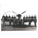 G J Bailey 234 Sqn Battle of Britain signed 7 x 5 paper photo taken in St Eval 1940, with 19