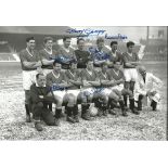 Football Autographed 12 x 8 Photo, Depicting A Wonderful Image Showing Manchester United Players