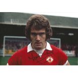 Football Autographed 12 x 8 photo, depicting Manchester United centre-forward Ted Macdougall