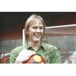 Football Autographed 12 x 8 photo, depicting Manchester United goalkeeper Gary Bailey posing for