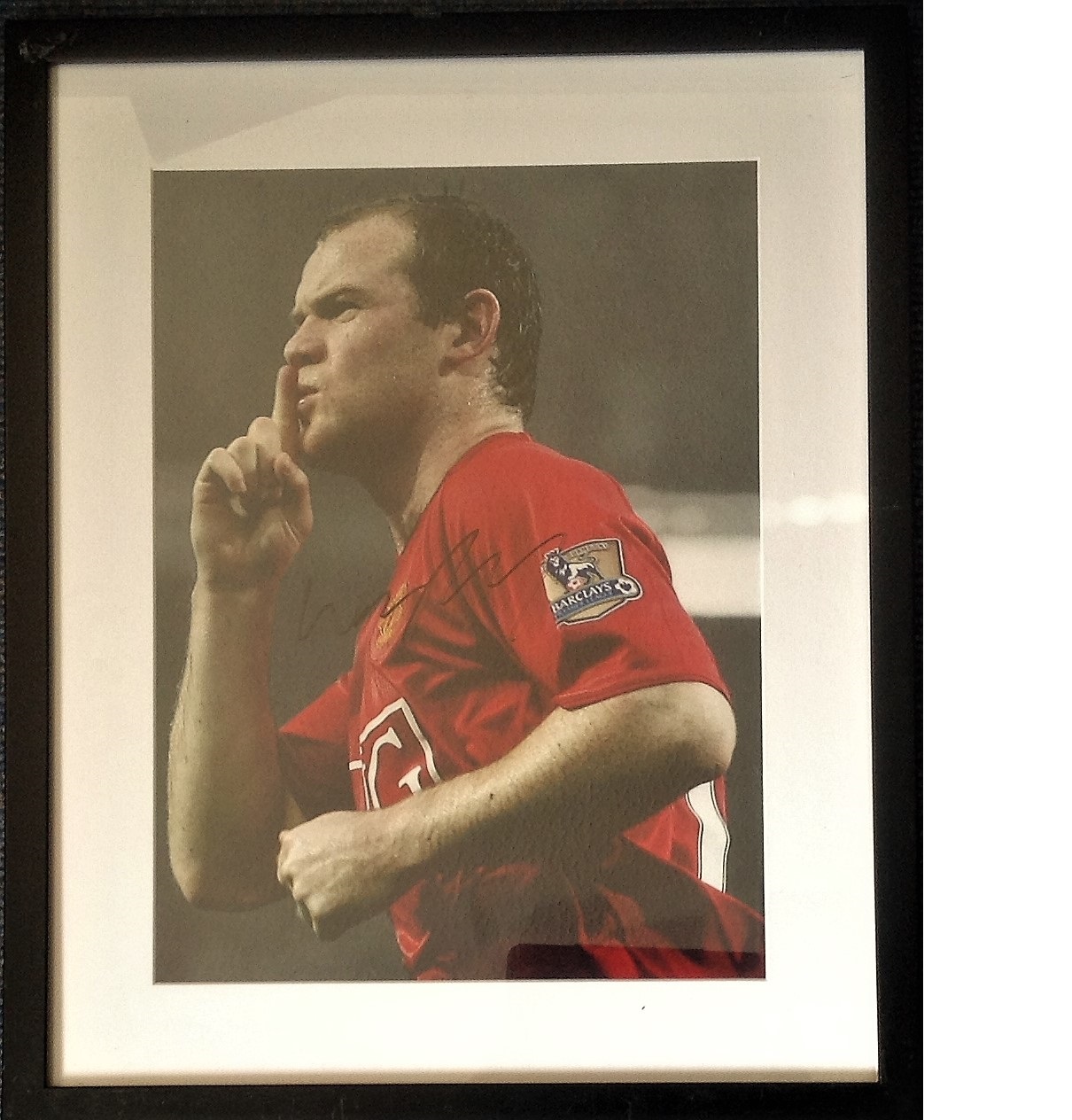 Football Wayne Rooney signed 22x17 framed and mounted colour photo. Good condition Est.