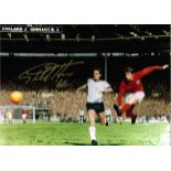 Geoff Hurst Signed England 1966 World Cup 12x16 Photo. Good Condition. All signed pieces come with a