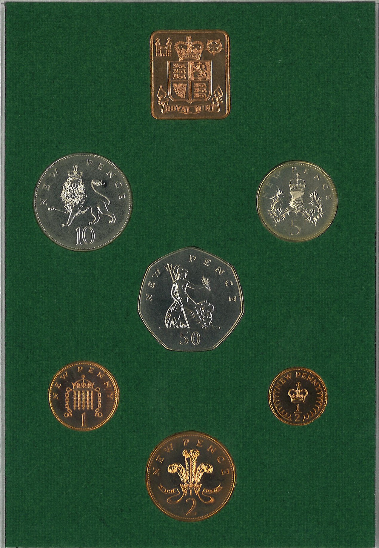 UK GB 1975 Proof coin set, mounted in a plastic display case, with a protective outer case. The