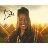 Sharon D Clarke Actress Signed Doctor Who 8x10 Photo. Good Condition. All signed pieces come with a