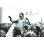 Autographed BILL BEAUMONT photo, a superb image depicting the England captain being chaired by