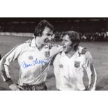Alan Hudson 8x12 Photo Signed By Former Chelsea, Stoke And England Footballing Legend Alan Hudson.