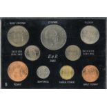UK GB 1965 coin set in plastic display case. 1965 Great Britain 9 coin set Queen Elizabeth II Half