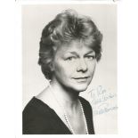 Estelle Parsons signed 10x8 b/w photo. American actress, singer and stage director. Dedicated.