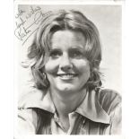 Patty Duke Actress Signed 8x10 Photo. Good Condition. All signed pieces come with a Certificate of