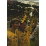 Asa Hartford signed 12x8 colour football photo pictured celebrating with the League Cup trophy while