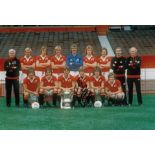 Football Autographed GORDON HILL photo, a superb image depicting Man United's 1977 FA Cup winning