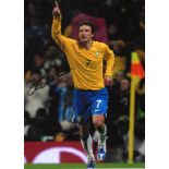 Football Elano 16x12 signed colour photo picture playing for Brazil. Good Condition. All