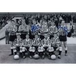 Football Autographed NEWCASTLE UNITED 1964 photo, a superb image depicting players lining up prior