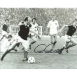 Football Archie Gemmill signed 8x10 black and white photo pictured in action against Holland