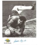 Gordon Banks 1966 World Cup Goalkeeper signed Autographed editions 10 x 8 photo, with biography