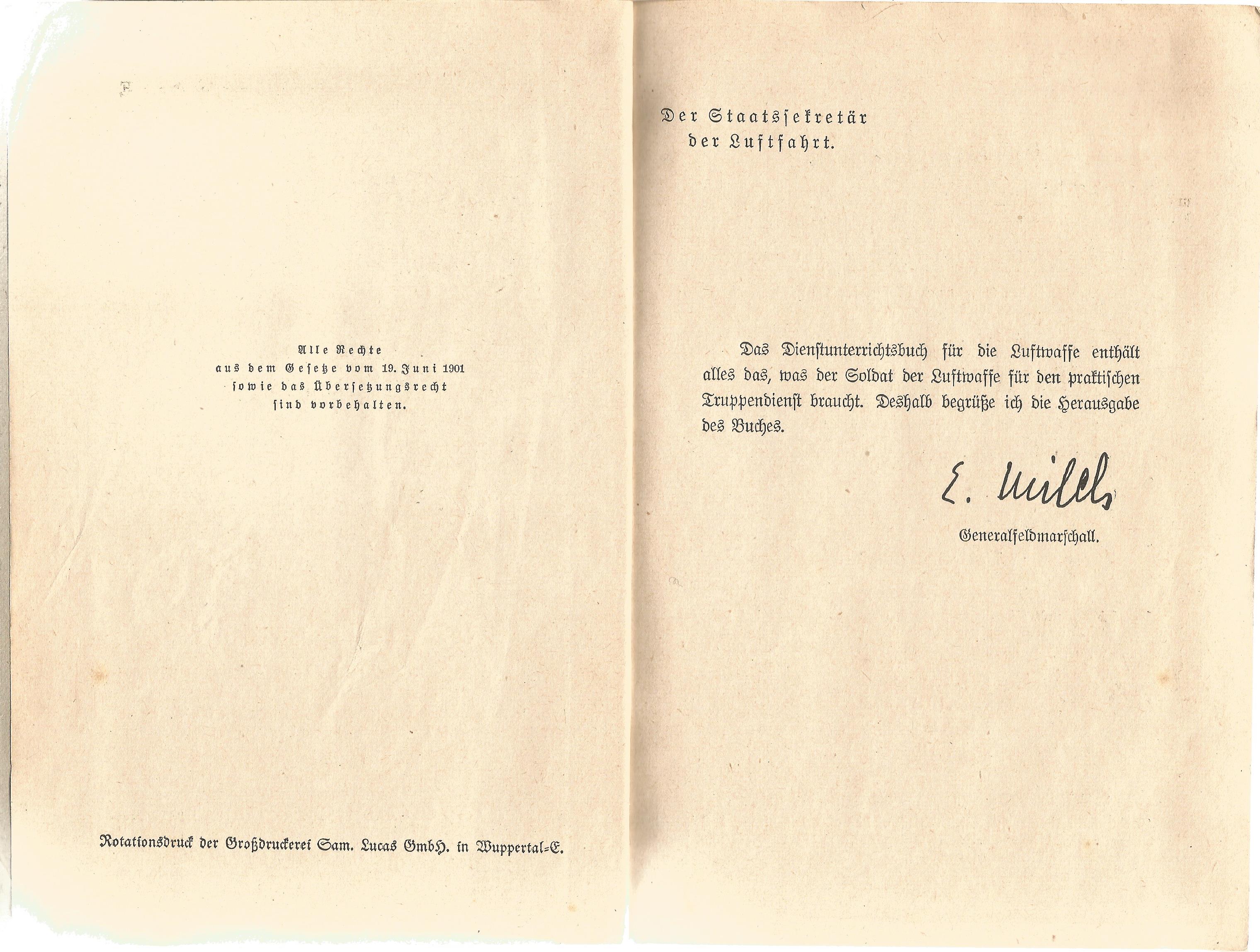 1942 Luftwaffe Handbook Dier Dienstunterricht in der Luftwaffe Handbucher der Luftwaffe. This is the - Image 2 of 2