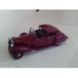 Rolls Royce Franklin mint 1/24 scale model of a Red 1938 Rolls Royce phantom 3 Sedanca De Villa