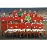 Football Dave Gaskell 12x16 signed colour photo pictured with his Manchester United team mates. Good