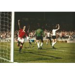 Football Lou Macari 8x12 signed colour photo pictured celebrating for Manchester United during the