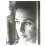 Jean Simmons signed 10x8 black and white photo. (31 January 1929 – 22 January 2010) was a British