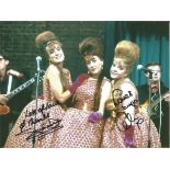 The Fabulous Singlettes signed 8x6 colour photo. Good Condition. All autographs are genuine hand