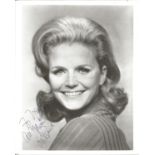 Lee Remick signed 10x8 black and white photo. (December 14, 1935 - July 2, 1991) was an American