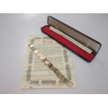 A 9ct gold Accurist wristwatch