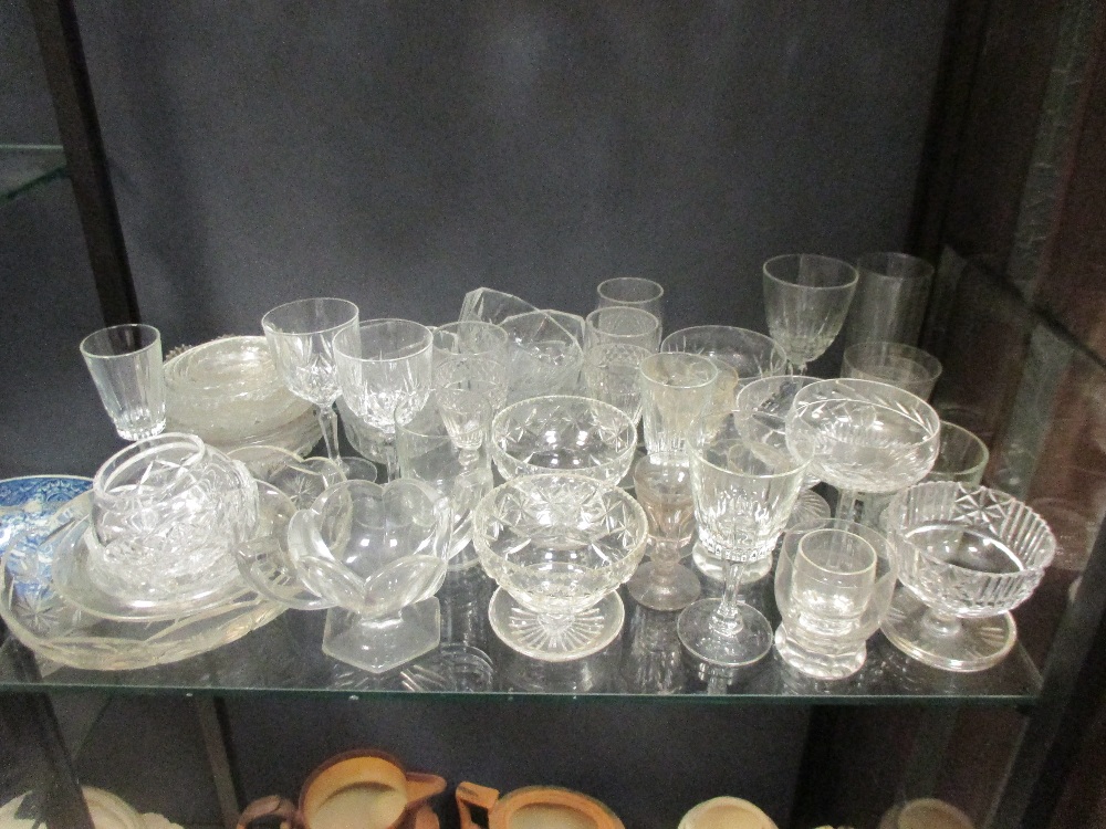 A collection of 19th century and later glassware - Image 3 of 4