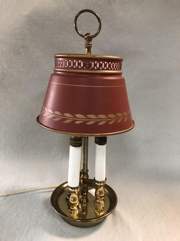 A modern brass Bouillotte style table lamp, together with a toleware urn form table lamp in - Image 2 of 2